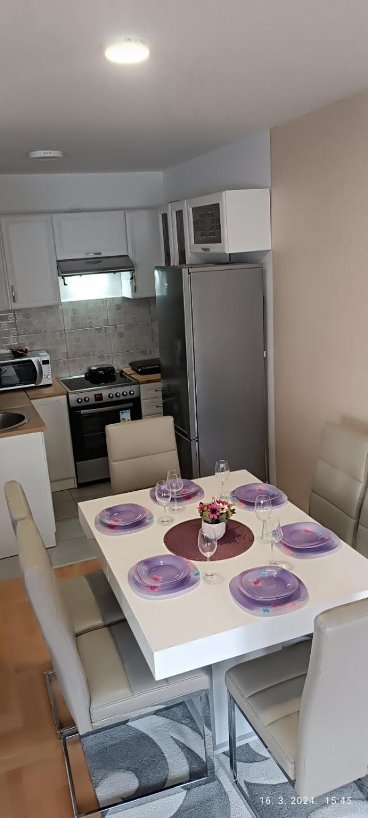 Apartman Lara Пирот Экстерьер фото