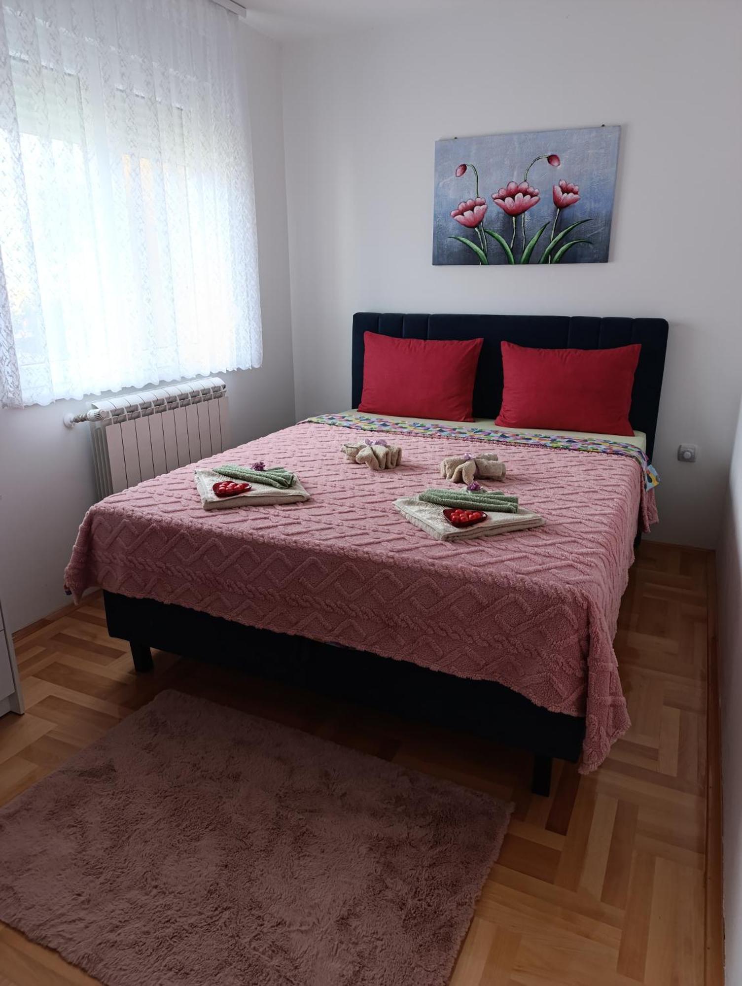 Apartman Lara Пирот Экстерьер фото