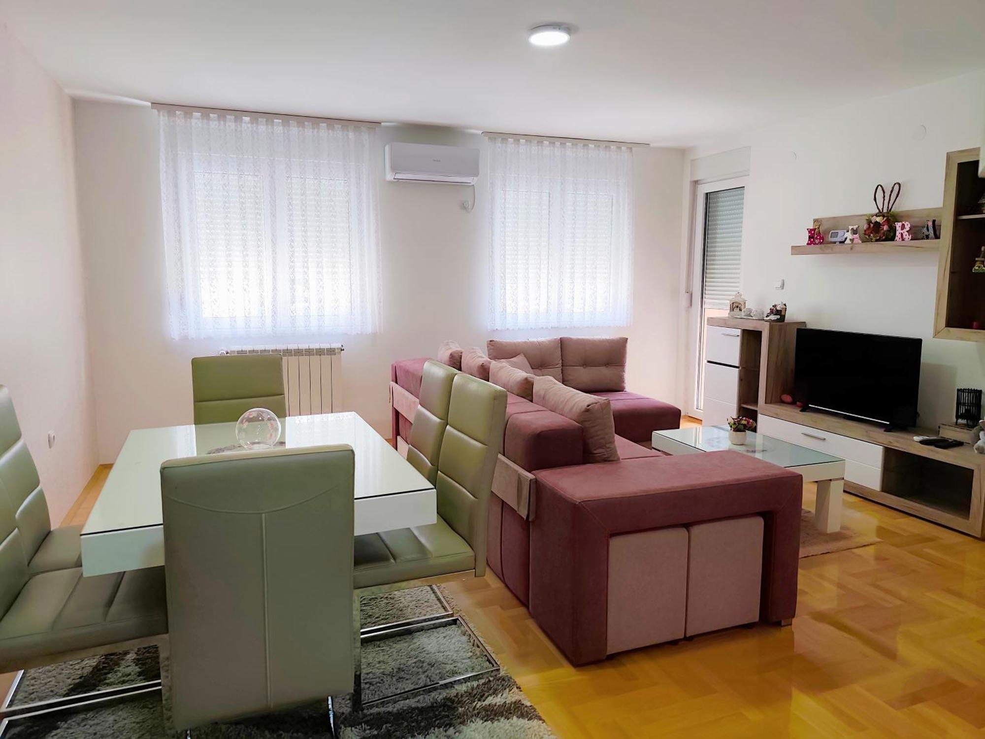 Apartman Lara Пирот Экстерьер фото