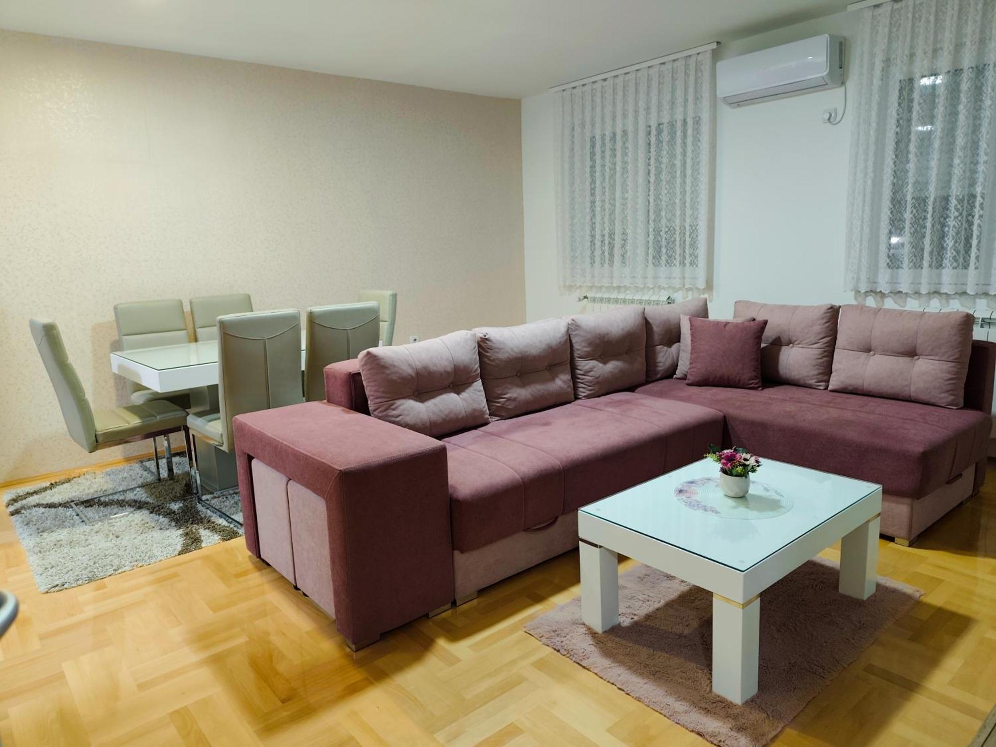 Apartman Lara Пирот Экстерьер фото