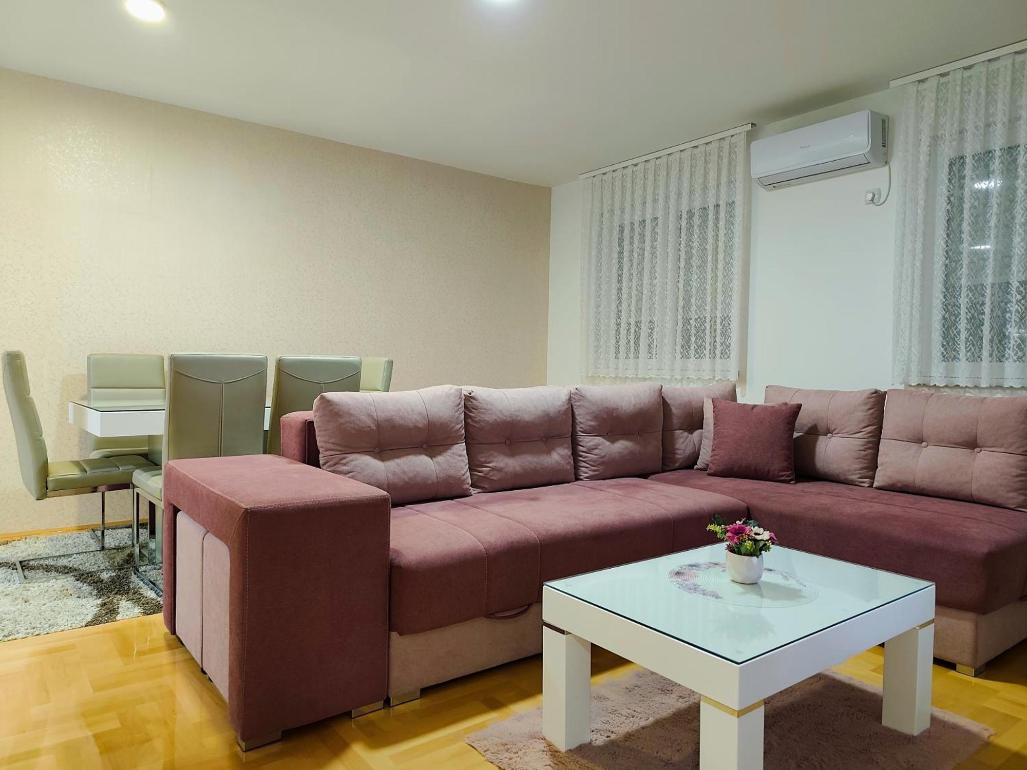 Apartman Lara Пирот Экстерьер фото